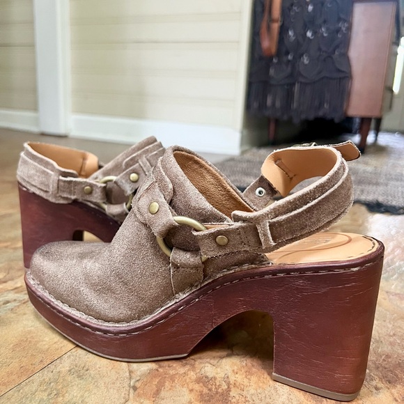 Born Hudson Taupe Distressed Clogs - Picture 2 of 6